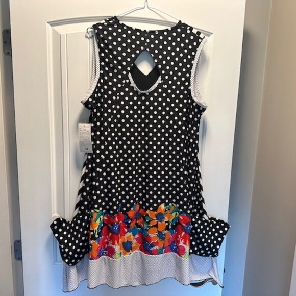 New Funky & Unique Sundress Casual or Dressy - Picture 2 of 5